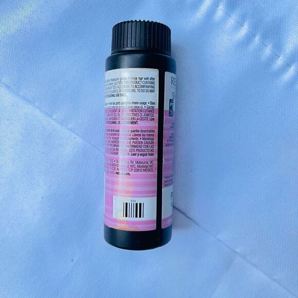 Redken Shades EQ Gloss Toner in Pastel Silver Green - Picture 3 of 4